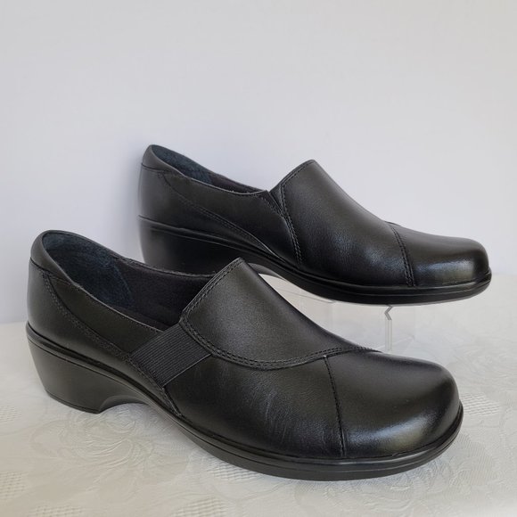 CLARKS Bendables May Moonl Leather Slip-On Shoes- Black color- Women's Size 9M - Picture 6 of 15
